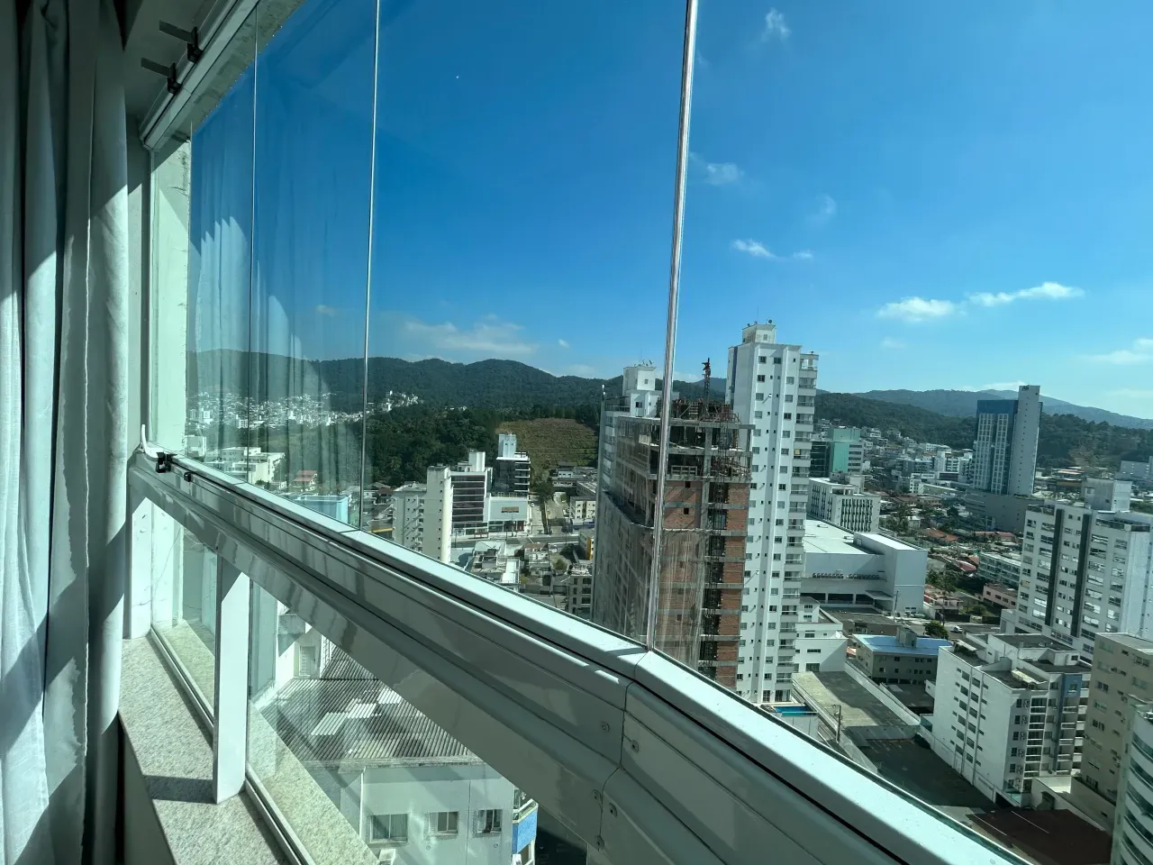 Cobertura Duplex no Edifício Golden Alliance com 4 suítes em Balneário Camboriú — foto 6