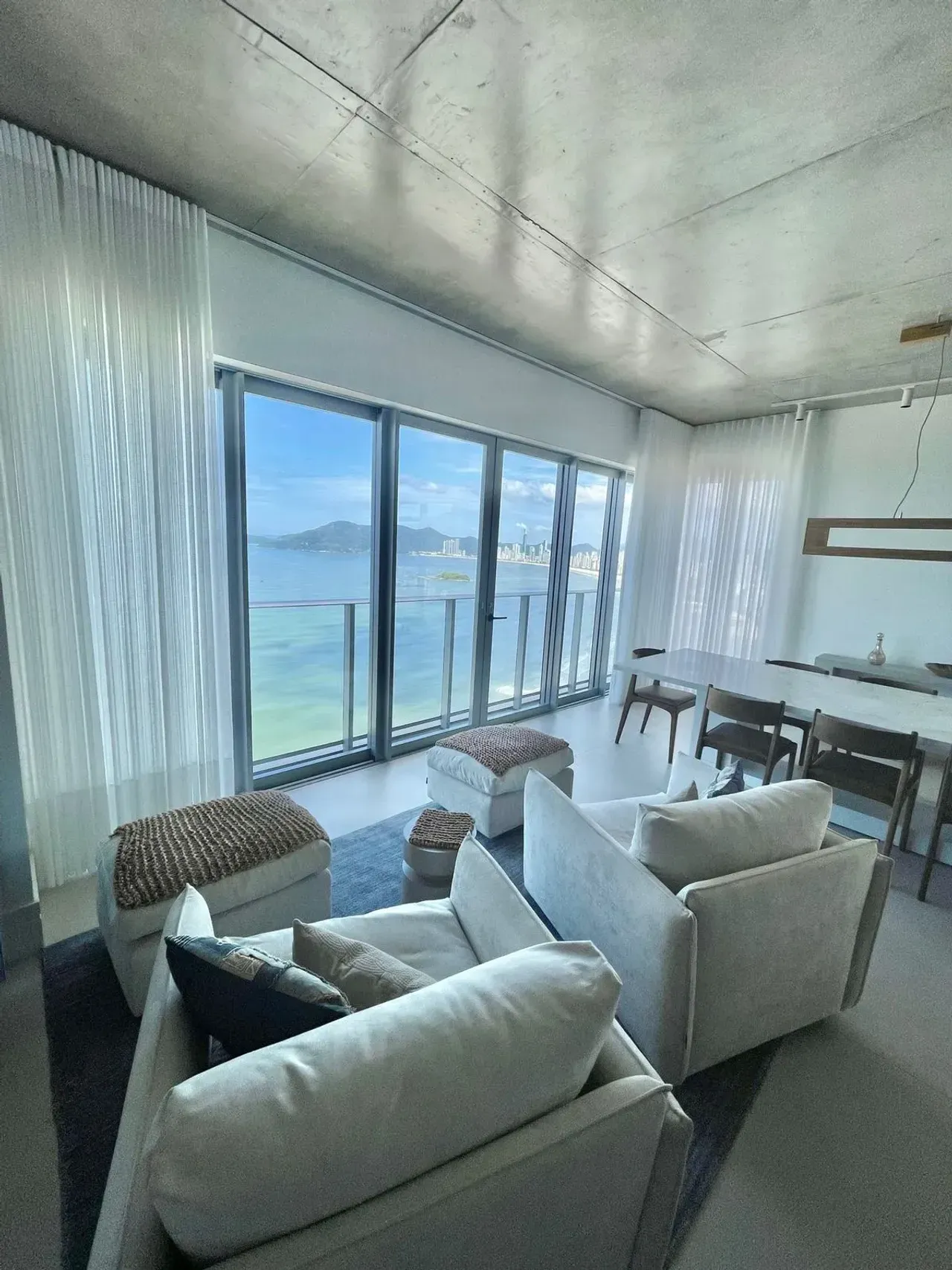 Apartamento no Edifício Splendido com 5 suítes em Balneário Camboriú — foto 7