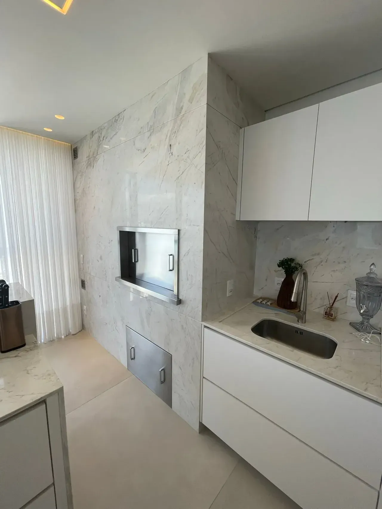 Apartamento no Edifício Splendido com 5 suítes em Balneário Camboriú — foto 23