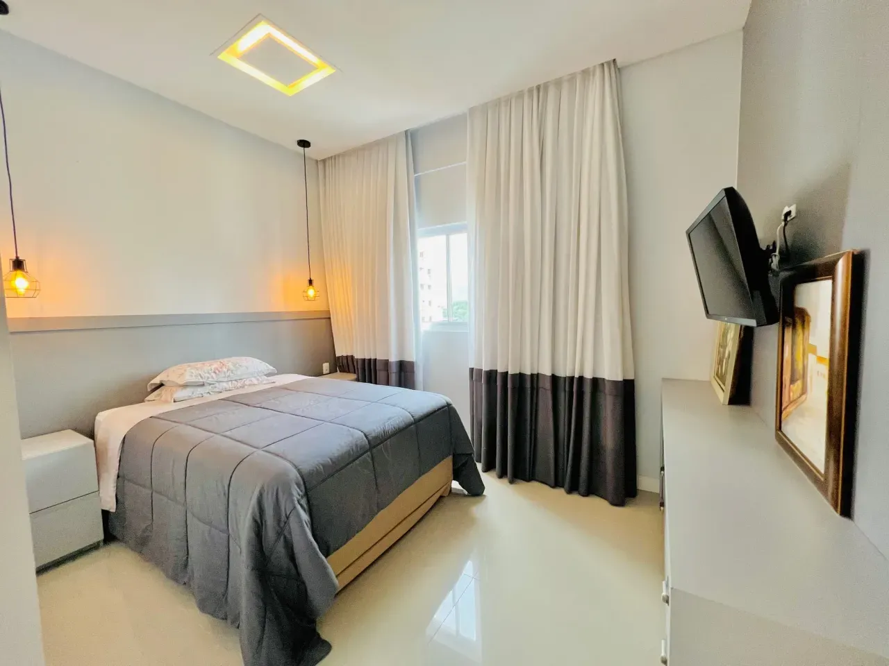 Cobertura no Edifício Silver Tower com 4 dormitórios em Balneário Camboriú — foto 2