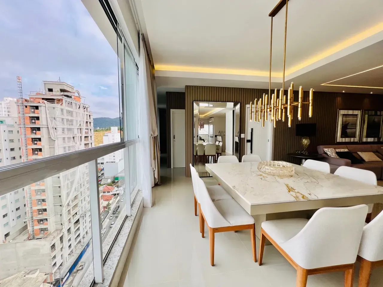 Cobertura no Edifício Silver Tower com 4 dormitórios em Balneário Camboriú — foto 29