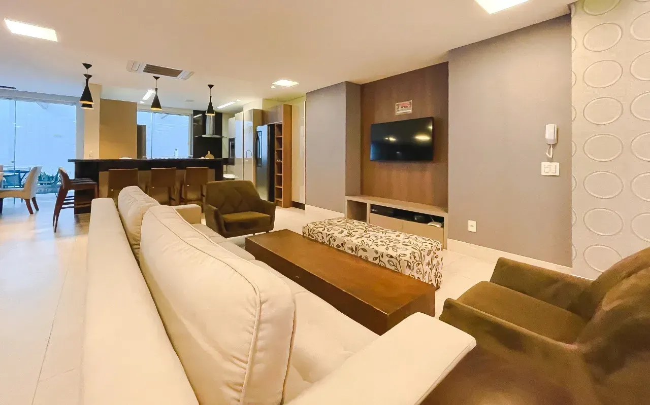 Apartamento no Edifício Porto Madero na Praia Brava em Itajaí — foto 9