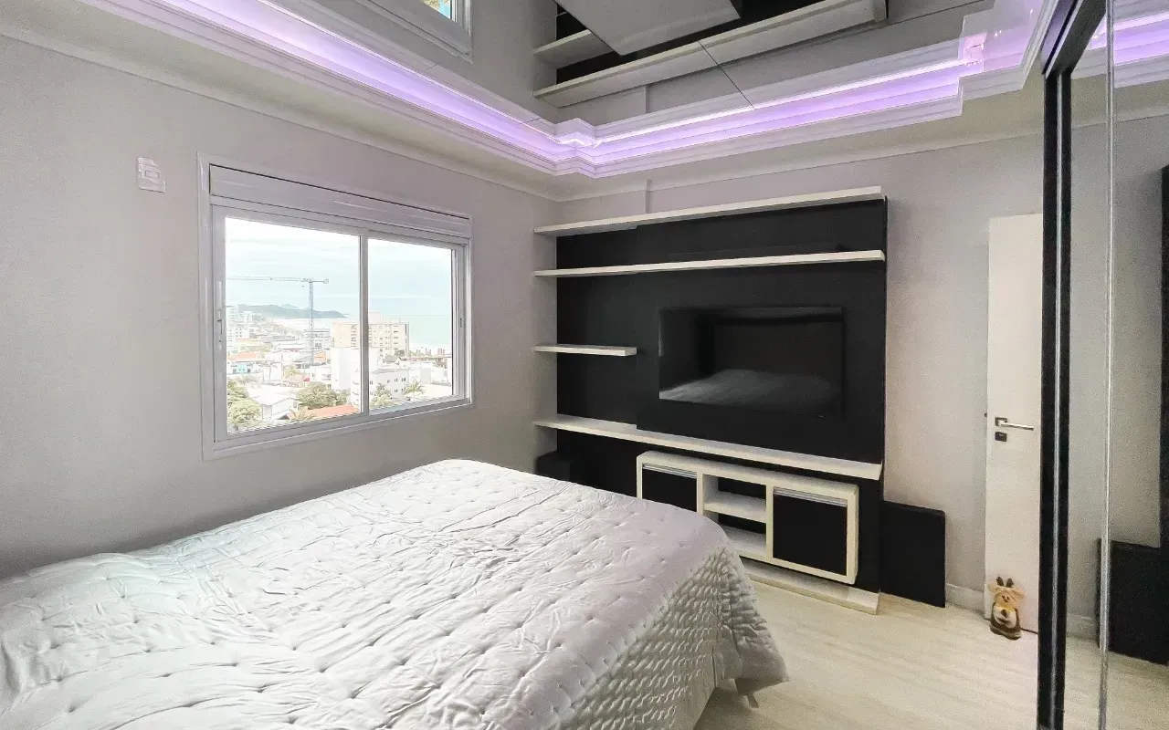 Apartamento no Edifício Porto Madero na Praia Brava em Itajaí — foto 12