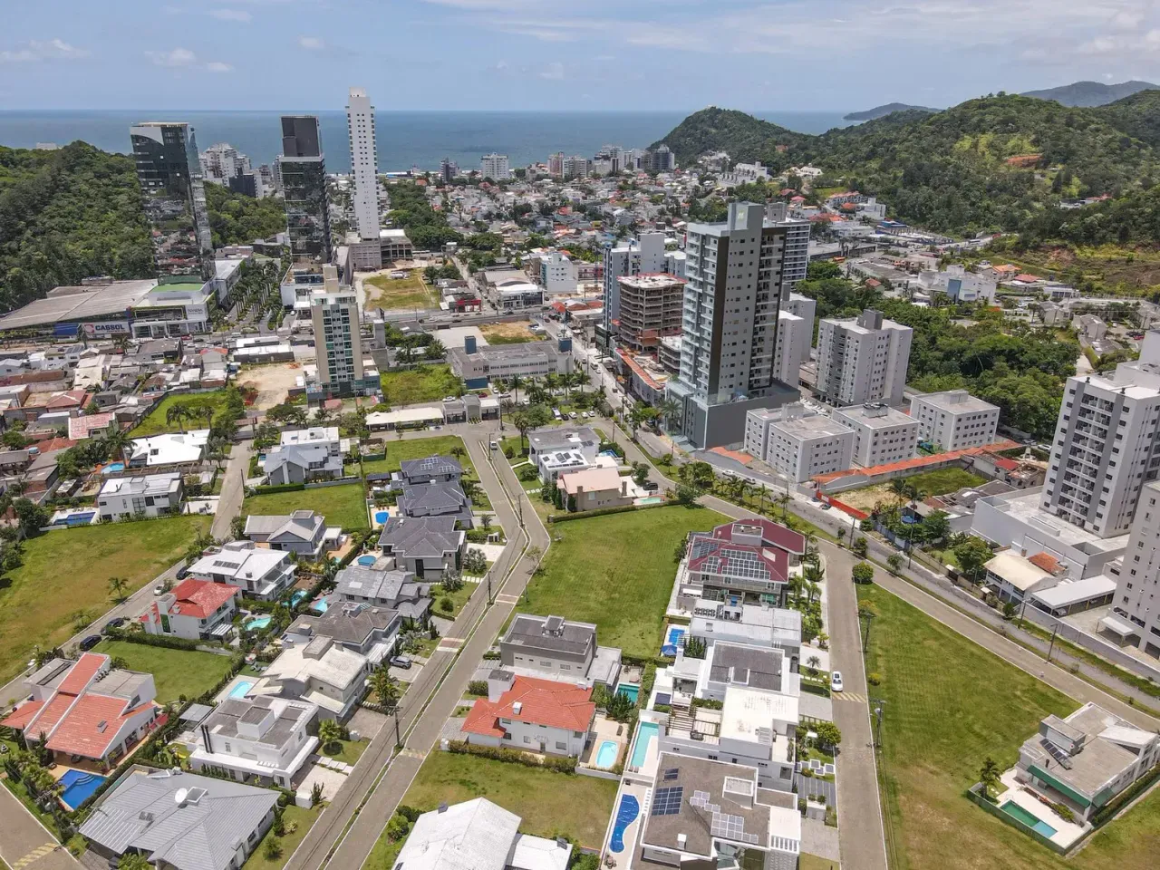 Apartamento na planta com 2 dormitórios sendo 1 suíte na Praia Brava em Itajaí — foto 17