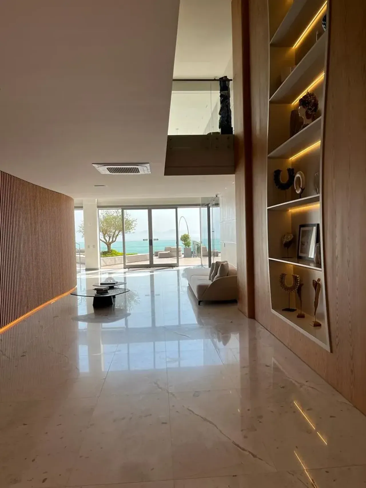 Apartamento no Edifício Pharos com 4 suítes em Balneário Camboriú — foto 12