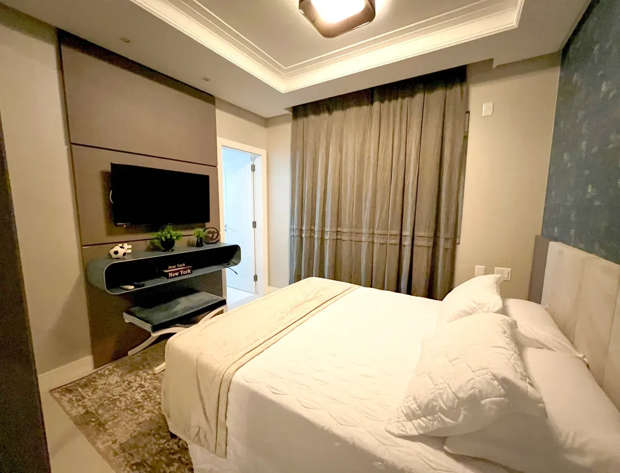 Apartamento no Edifício Solar Gonçalves com 4 suítes em Balneário Camboriú — foto 8