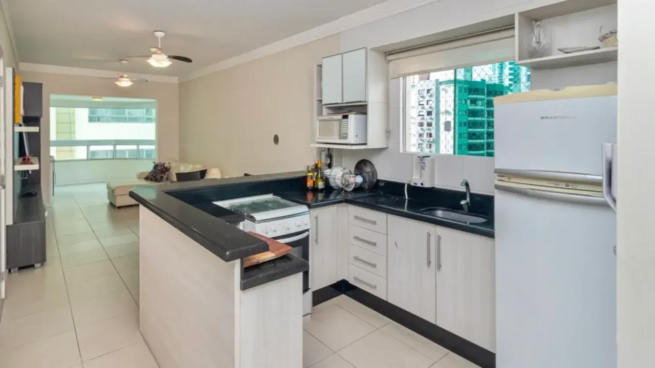 Apartamento no Edifício Don Alexander com 3 dormitórios em Balneário Camboriú — foto 7