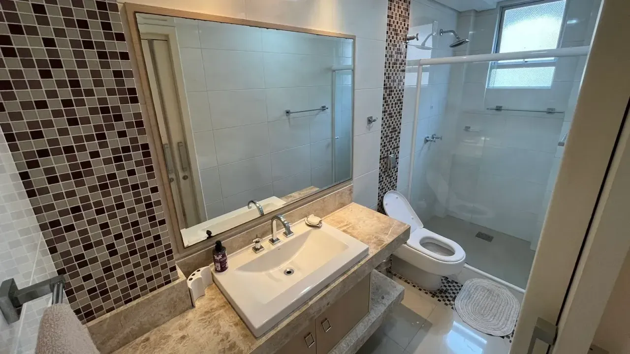 Apartamento no Edifício Serrano com 3 dormitórios em Balneário Camboriú — foto 18
