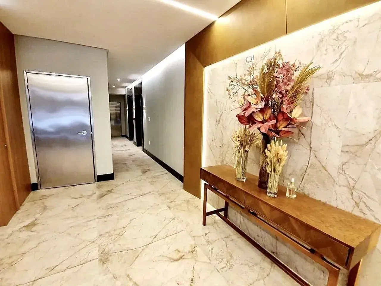 Apartamento no Edifício Biarritz Residence com 3 suítes em Balneário Camboriú — foto 16