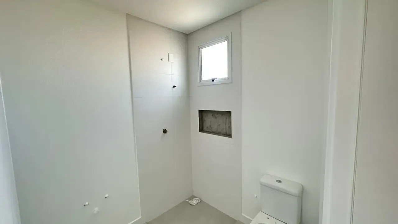 Apartamento no Edifício Biarritz Residence com 3 suítes em Balneário Camboriú — foto 28