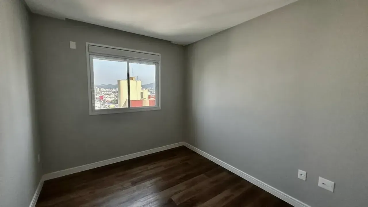 Apartamento no Edifício Biarritz Residence com 3 suítes em Balneário Camboriú — foto 23