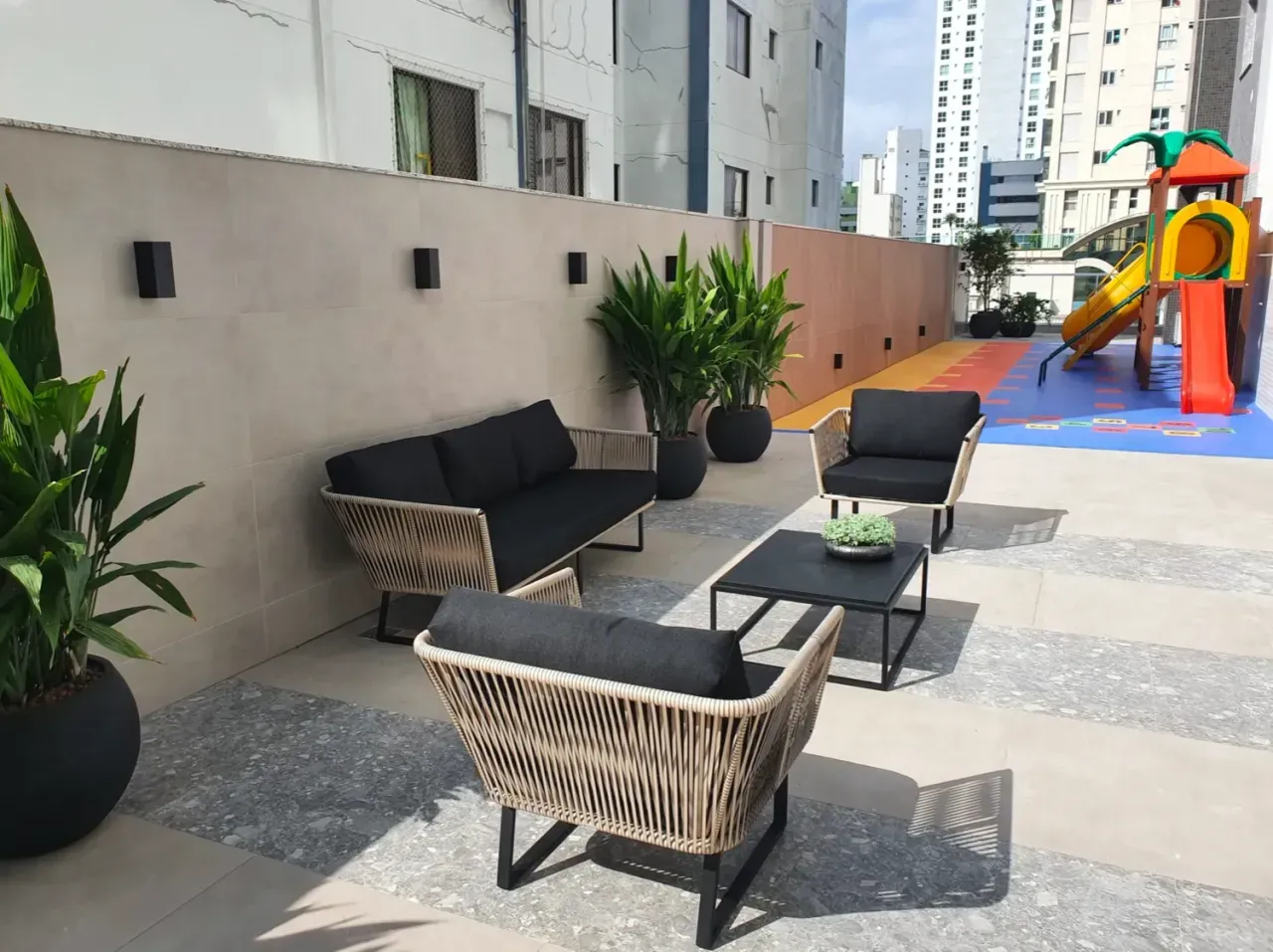Apartamento no Edifício Biarritz Residence com 3 suítes em Balneário Camboriú — foto 6