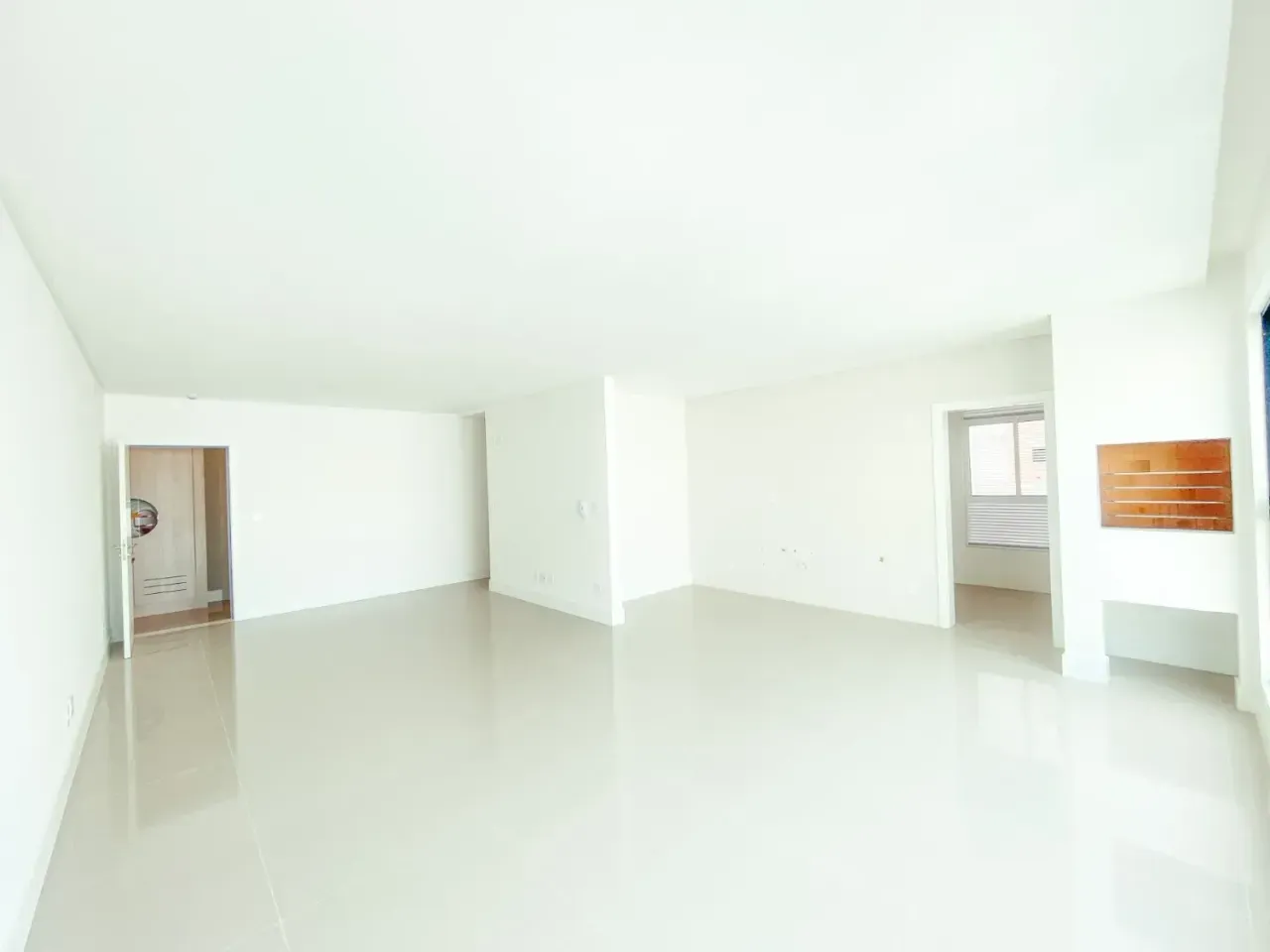 Apartamento Agatha Crhistie com 3 Suítes em Balneário Camboriú — foto 30
