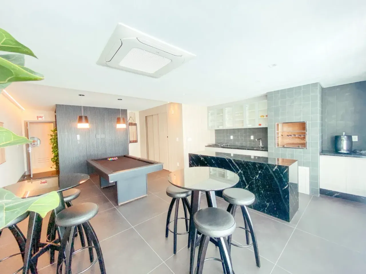 Apartamento Agatha Crhistie com 3 Suítes em Balneário Camboriú — foto 14