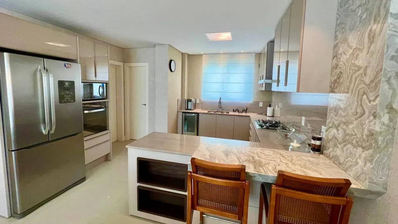 Apartamento no Edificio Solar Gonçalves com 2 suítes em Balneário Camboriú — foto 8