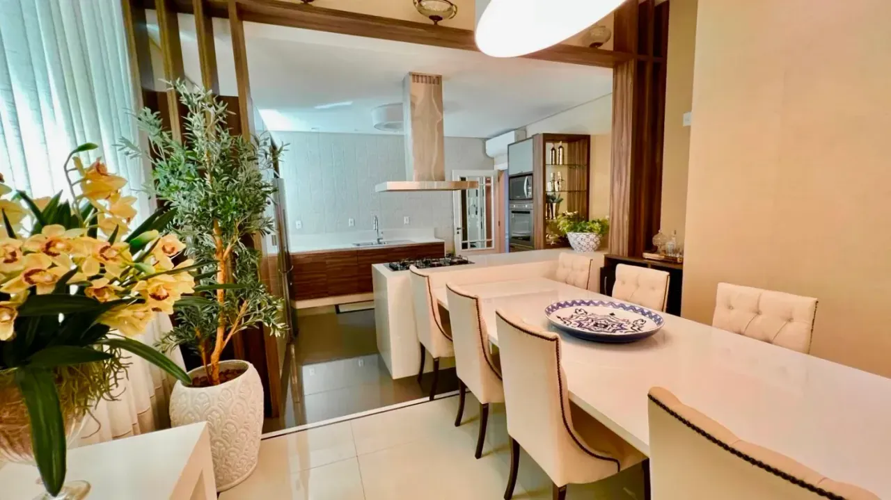 Apartamento no Edificio Solar Gonçalves com 2 suítes em Balneário Camboriú — foto 10