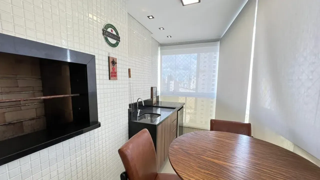 Apartamento no Edificio Solar Gonçalves com 2 suítes em Balneário Camboriú — foto 12