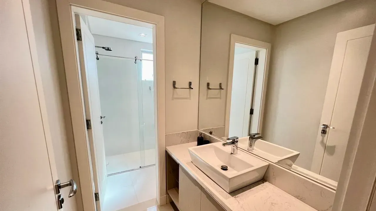 Apartamento no Edificio Solar Gonçalves com 2 suítes em Balneário Camboriú — foto 21