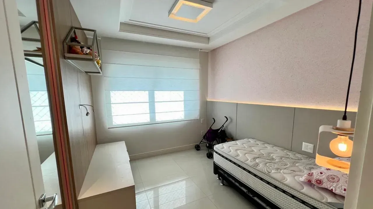 Apartamento no Edificio Solar Gonçalves com 2 suítes em Balneário Camboriú — foto 26