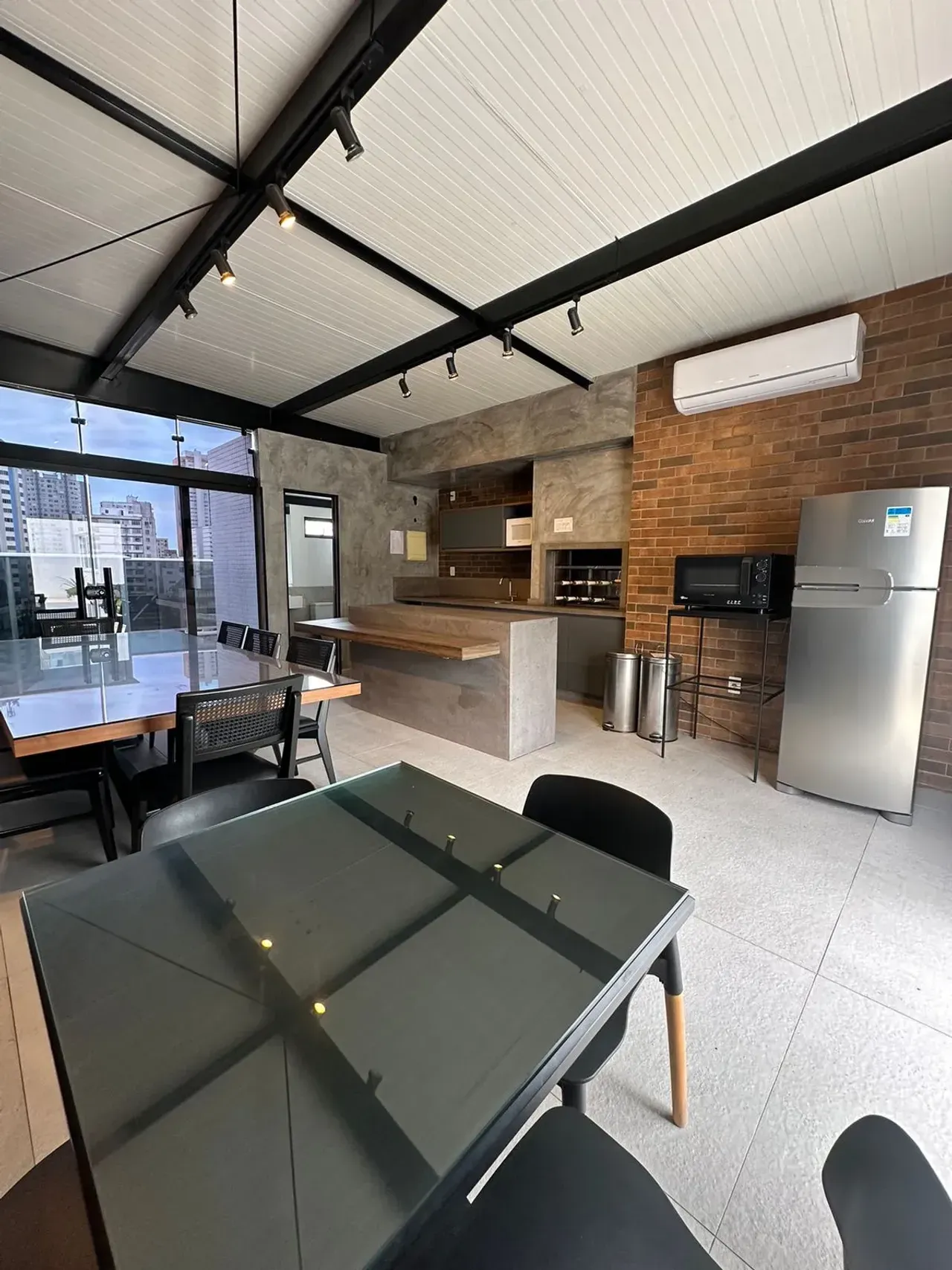 Apartamento no Edifício Camboas com 3 suítes em Balneário Camboriú — foto 5