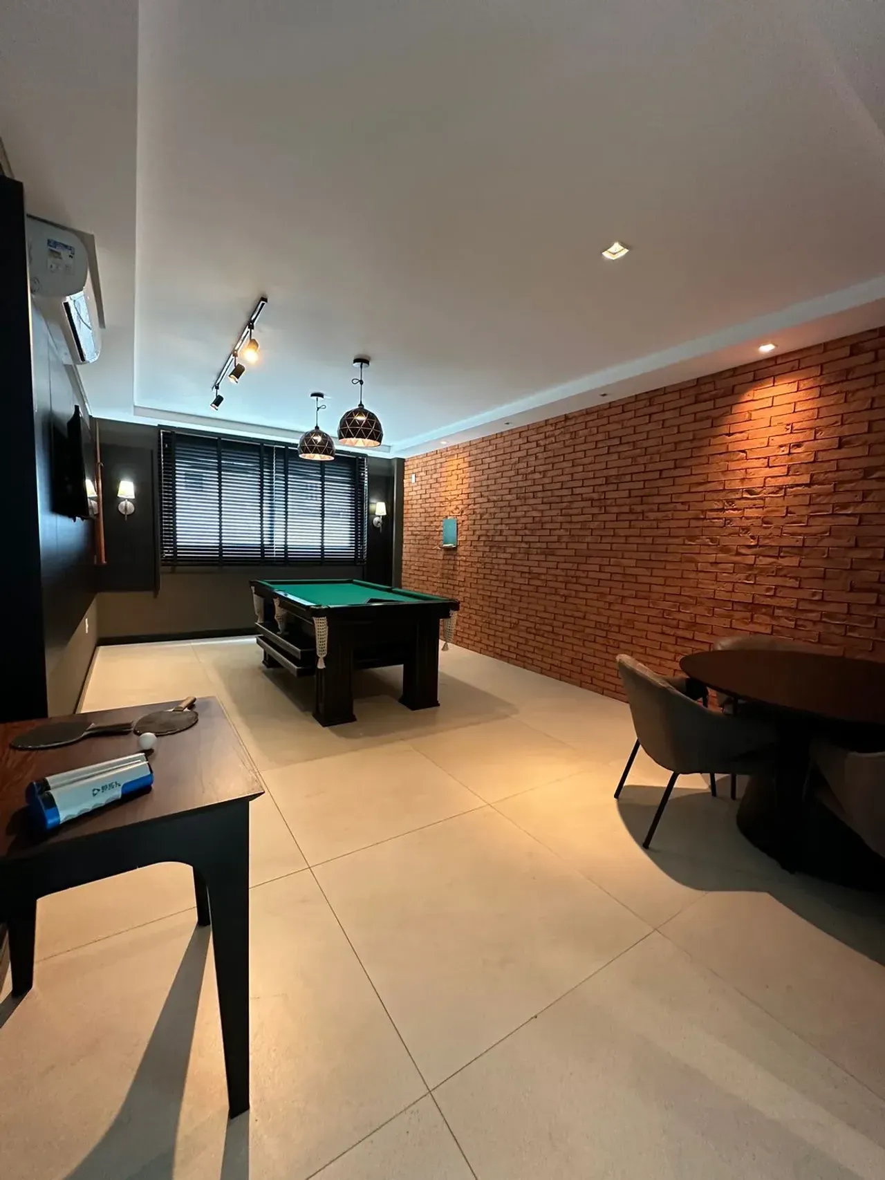 Apartamento no Edifício Camboas com 3 suítes em Balneário Camboriú — foto 13