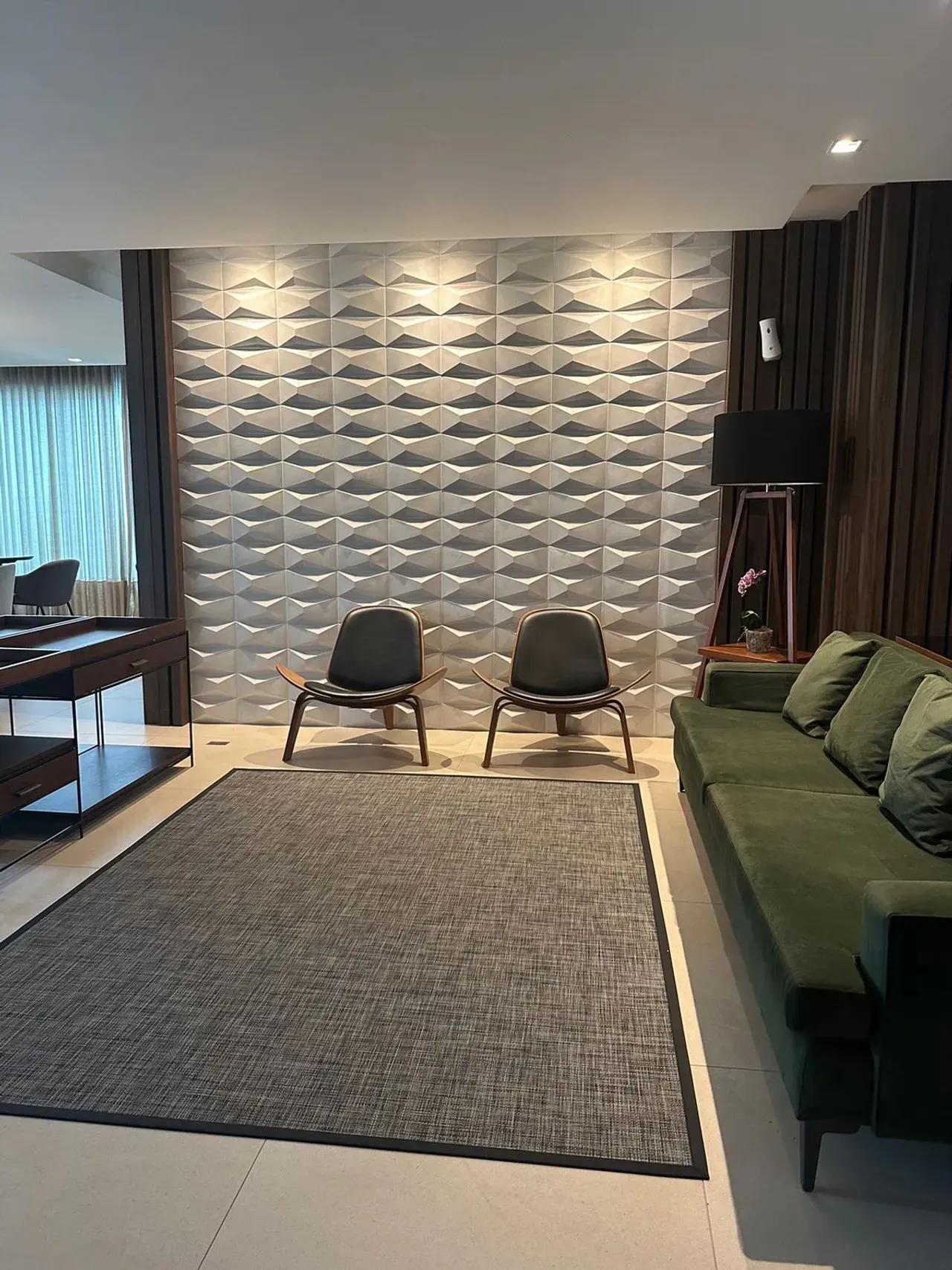 Apartamento no Edifício Camboas com 3 suítes em Balneário Camboriú — foto 15