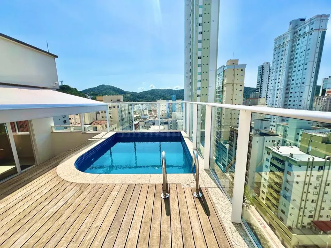 Cobertura Duplex com 4 suítes e 3 vagas de garagem no Centro de Balneário Camboriú — foto 10