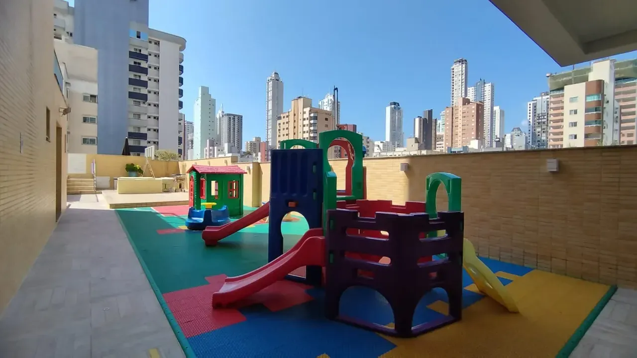 Apartamento no Edifício Maison San Lorenzo com 3 suítes em Balneário Camboriú — foto 20