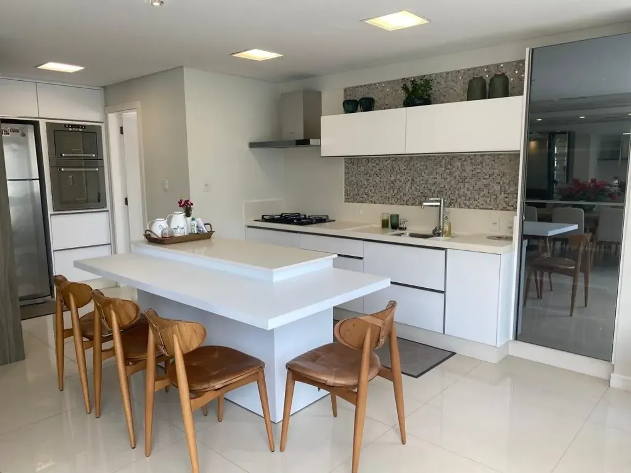 Apartamento no Edifício Calla Di Volpi com 3 suítes com Balneário Camboriú — foto 2