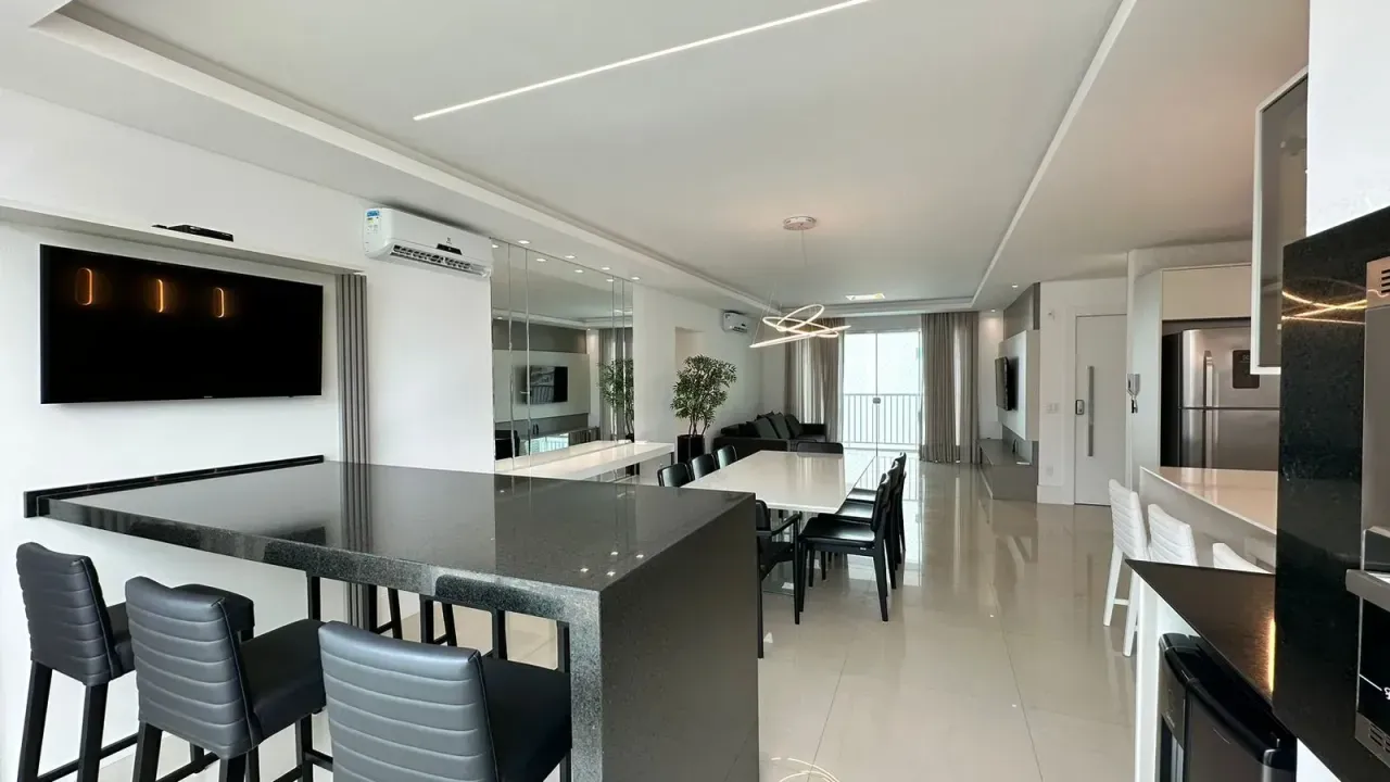 Apartamento no Edifício San Carlo Residence com 3 suítes em Balneário Camboriú — foto 12
