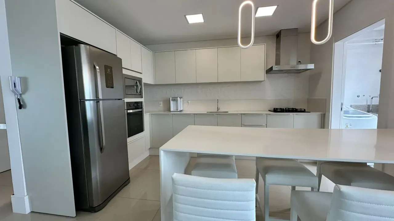 Apartamento no Edifício San Carlo Residence com 3 suítes em Balneário Camboriú — foto 17