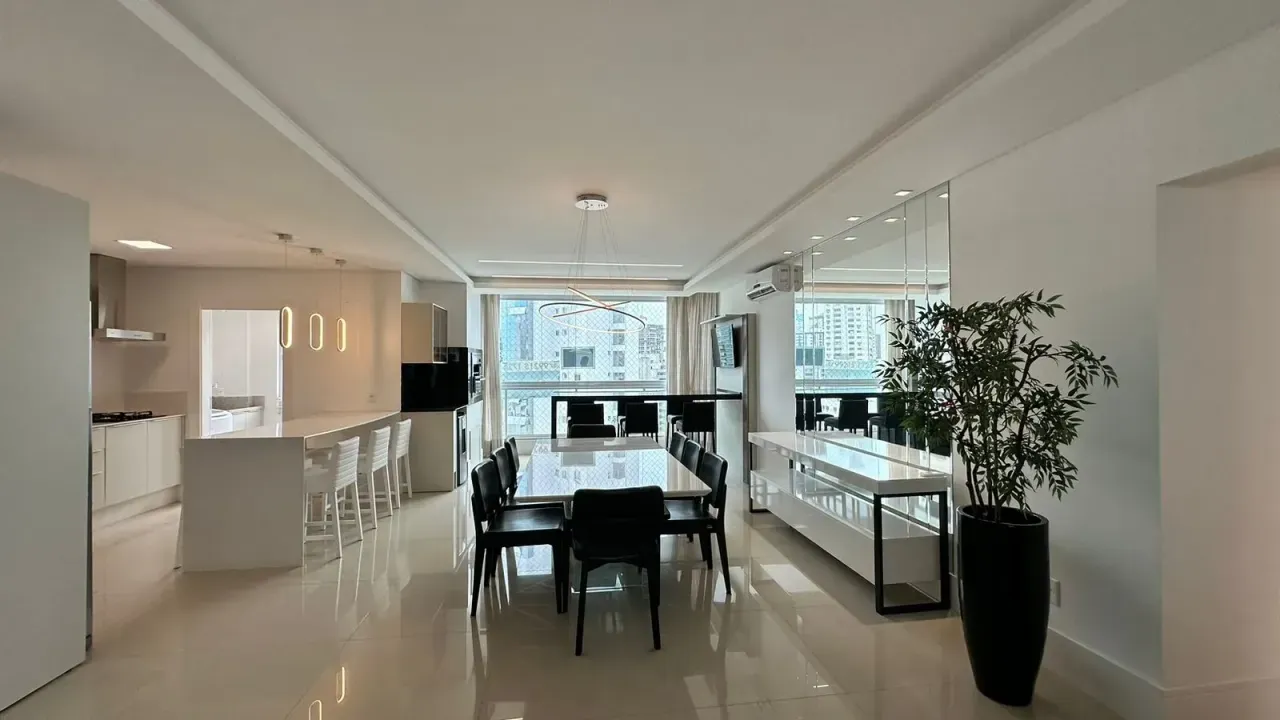 Apartamento no Edifício San Carlo Residence com 3 suítes em Balneário Camboriú — foto 6