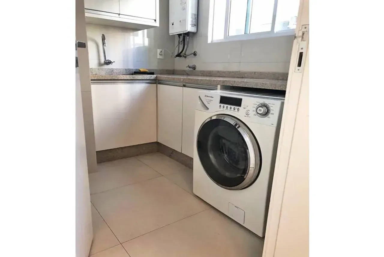 Apartamento no Edifício Palm Beach com 4 dormitórios em Balneário Camboriú — foto 10