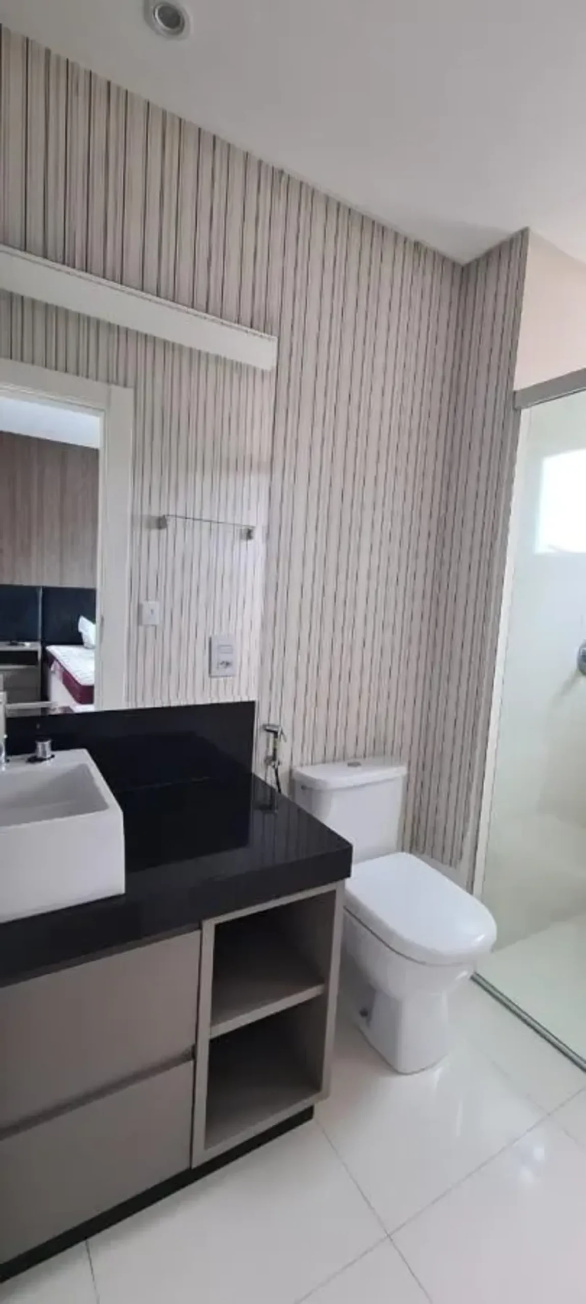 Apartamento Pronto para morar! Com 3 suítes e 2 vagas no Centro de Balneário Camboriú