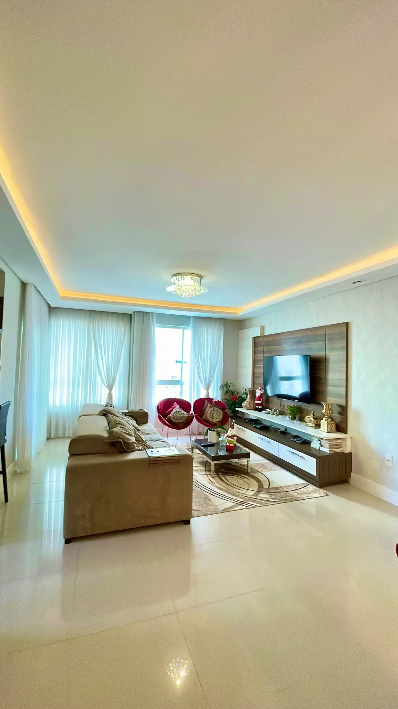 Apartamento no Edifício Aqua Del Mare com 3 suítes em Balneário Camboriú — foto 22