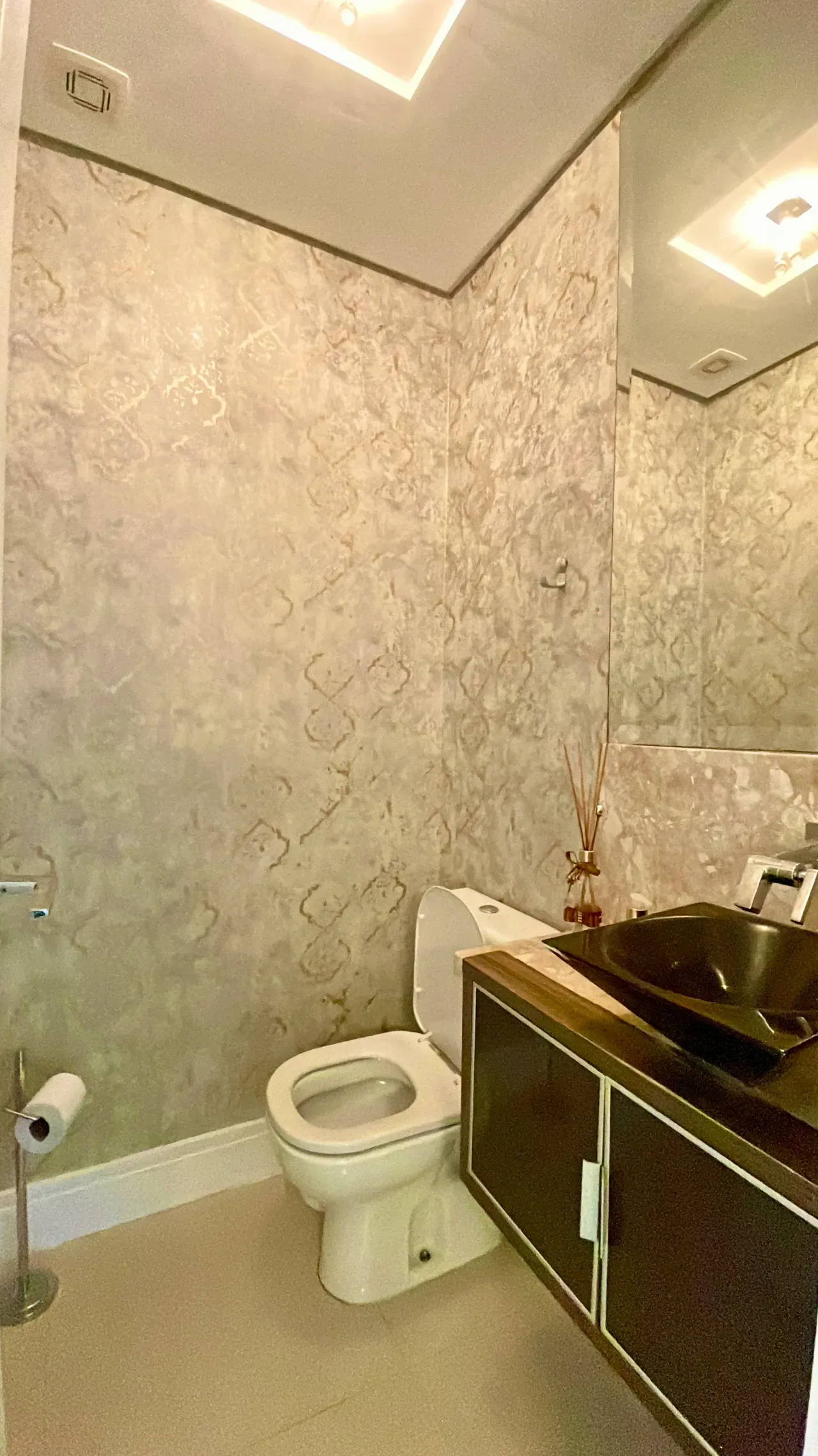 Apartamento no Edifício Aqua Del Mare com 3 suítes em Balneário Camboriú — foto 23