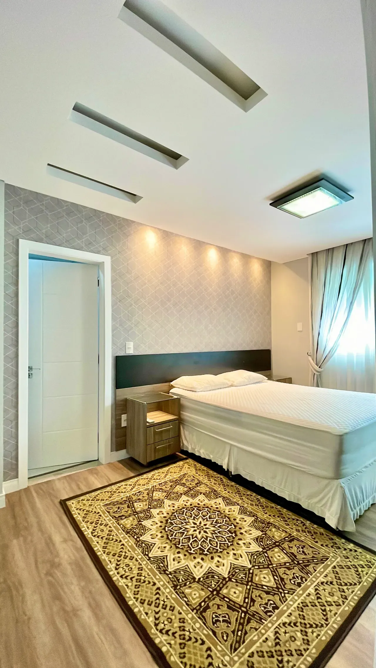 Apartamento no Edifício Aqua Del Mare com 3 suítes em Balneário Camboriú — foto 35