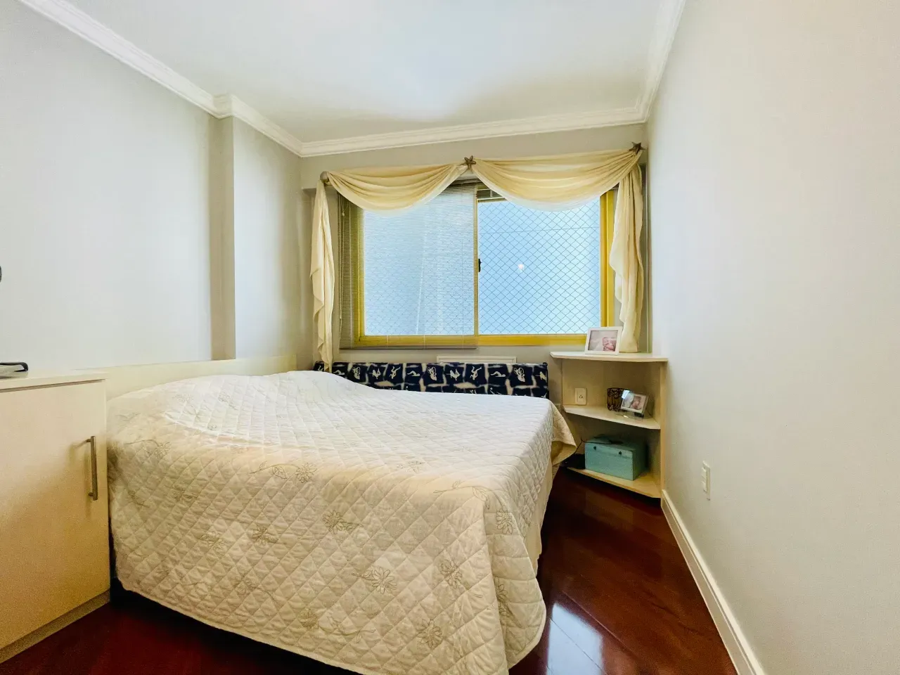 Apartamento no Edifício Praia do Sol com 3 dormitórios em Balneário Camboriú — foto 15