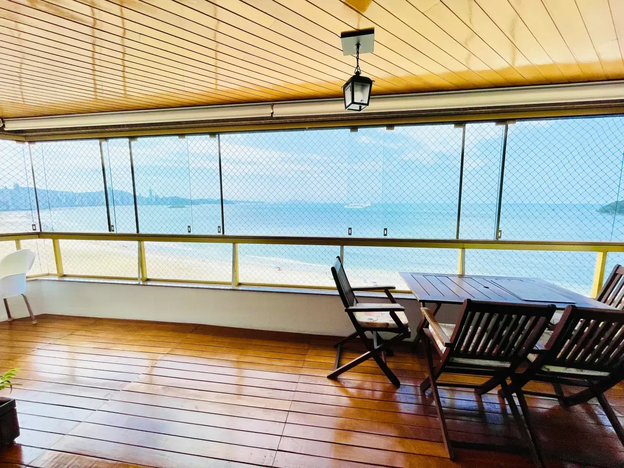 Apartamento no Edifício Praia do Sol com 3 dormitórios em Balneário Camboriú — foto 22