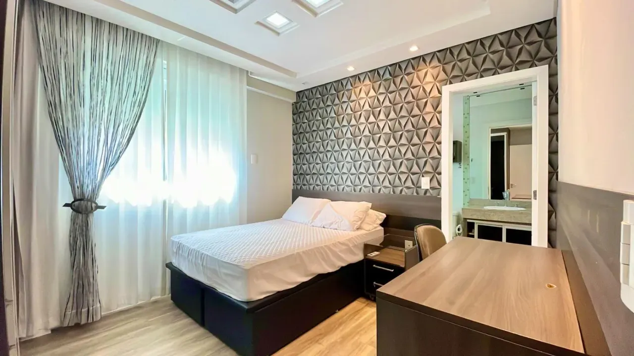 Apartamento no Edifício Praia do Sol com 3 dormitórios em Balneário Camboriú — foto 5