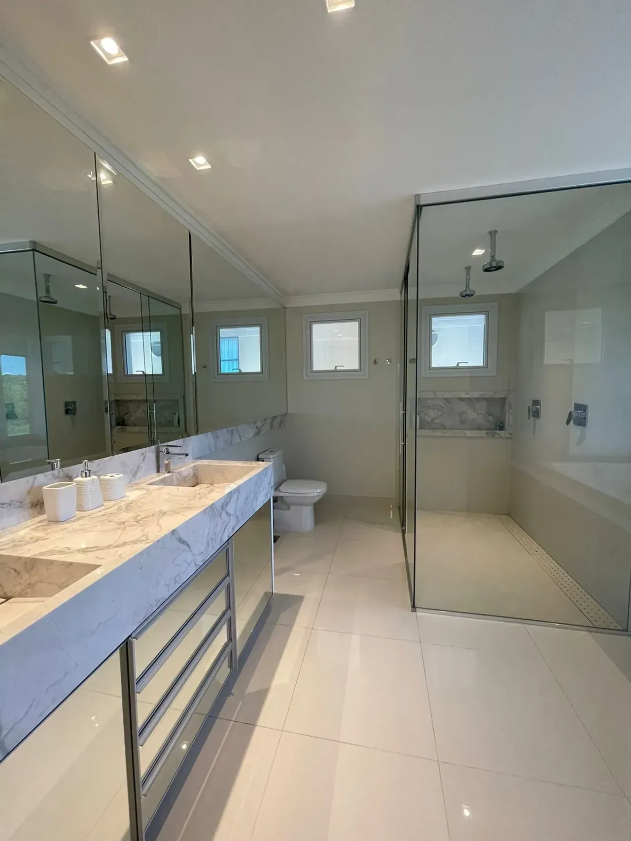 Apartamento no Edifício Epic Tower com 5 suítes em Balneário Camboriú — foto 12