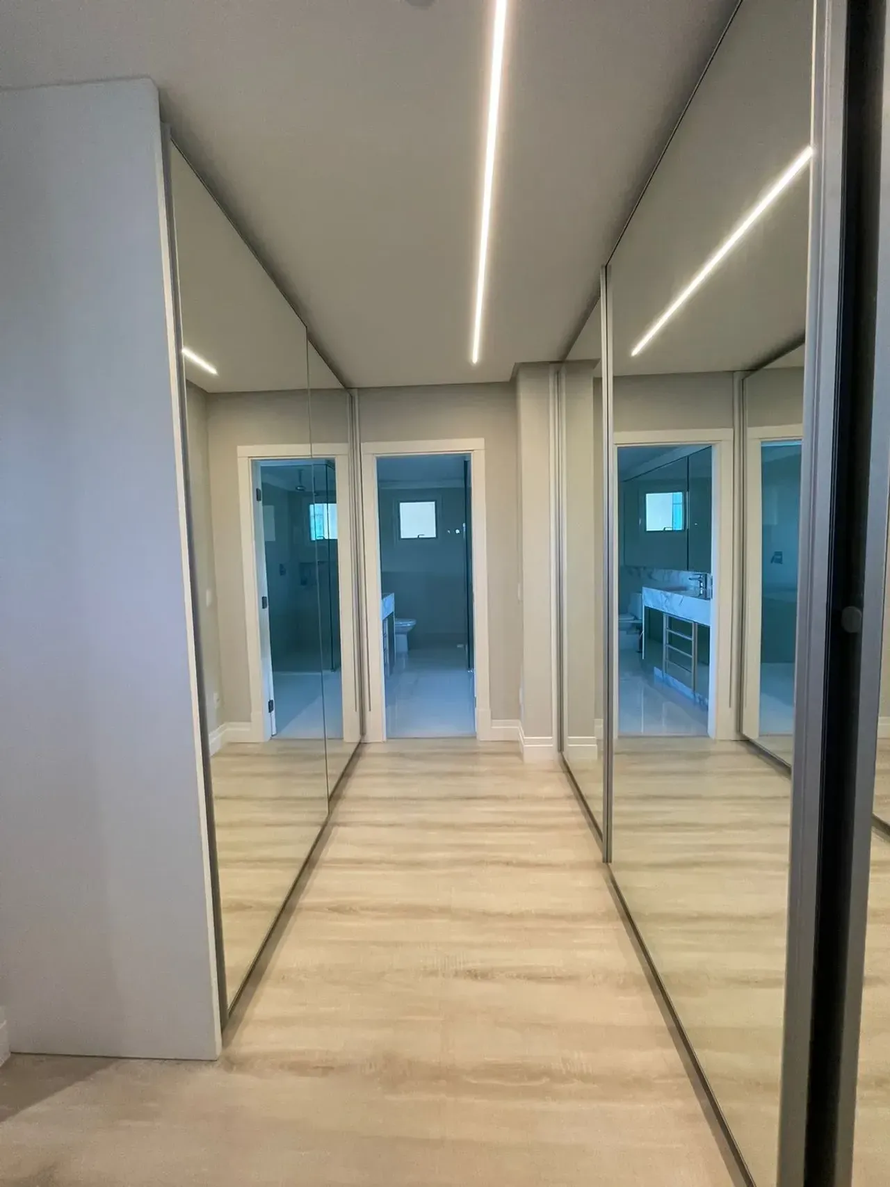 Apartamento no Edifício Epic Tower com 5 suítes em Balneário Camboriú — foto 14