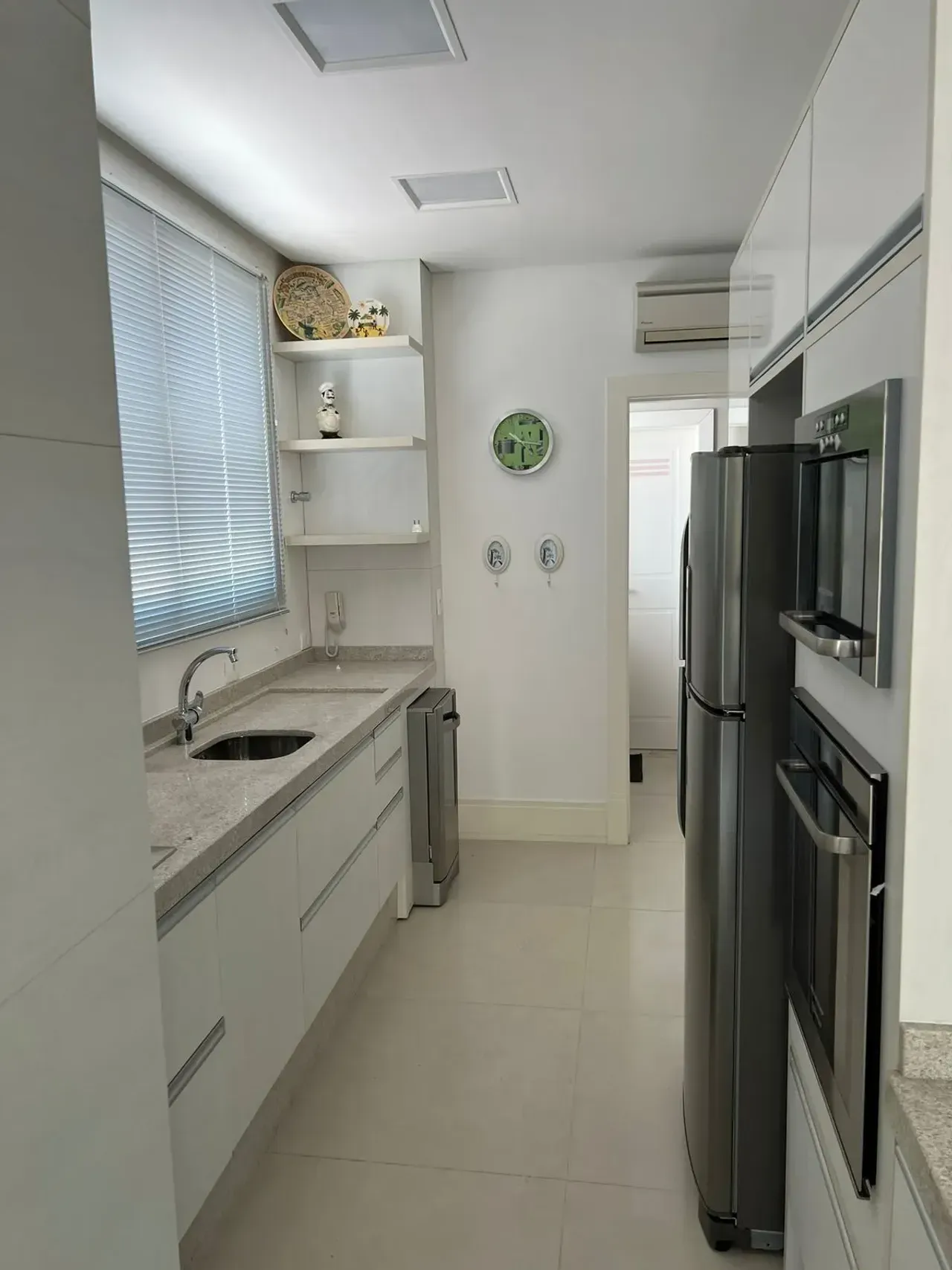 Apartamento no Edifício Le Parc com 3 suítes em Balneário Camboriú — foto 4