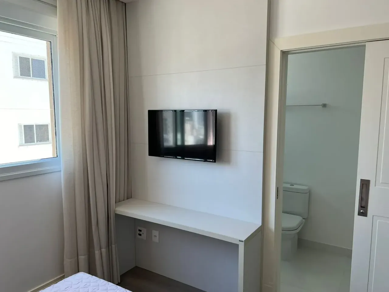 Apartamento no Edifício Le Parc com 3 suítes em Balneário Camboriú — foto 11