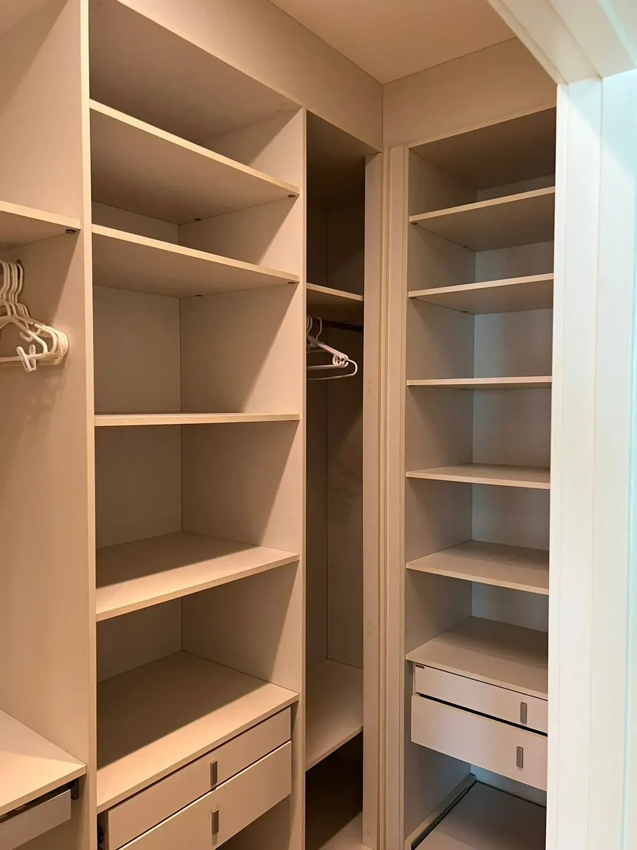 Apartamento no Edifício Le Parc com 3 suítes em Balneário Camboriú — foto 15