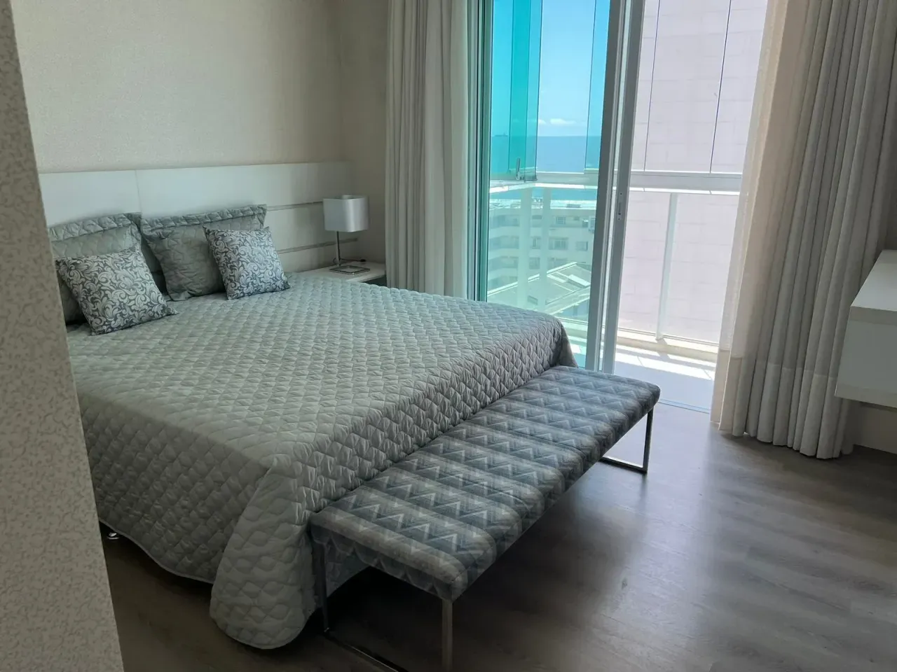 Apartamento no Edifício Le Parc com 3 suítes em Balneário Camboriú — foto 16