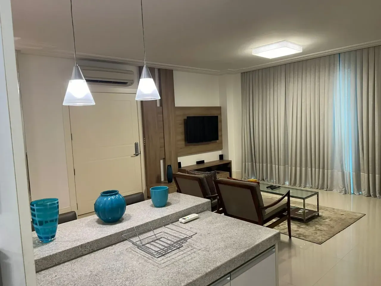 Apartamento no Edifício Le Parc com 3 suítes em Balneário Camboriú — foto 27