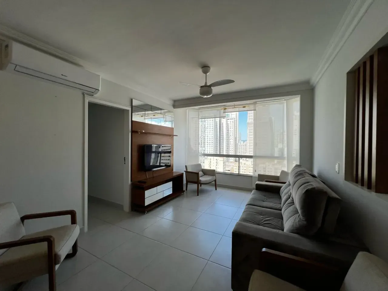 Apartamento no Edifício solar do Cangongo com 2 suítes em Balneário Camboriú — foto 11