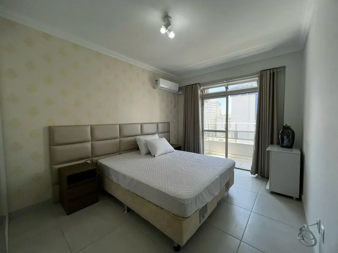Apartamento no Edifício solar do Cangongo com 2 suítes em Balneário Camboriú — foto 16