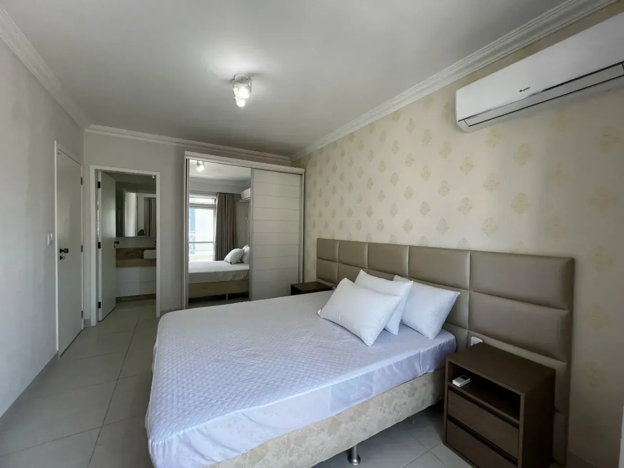 Apartamento no Edifício solar do Cangongo com 2 suítes em Balneário Camboriú — foto 17